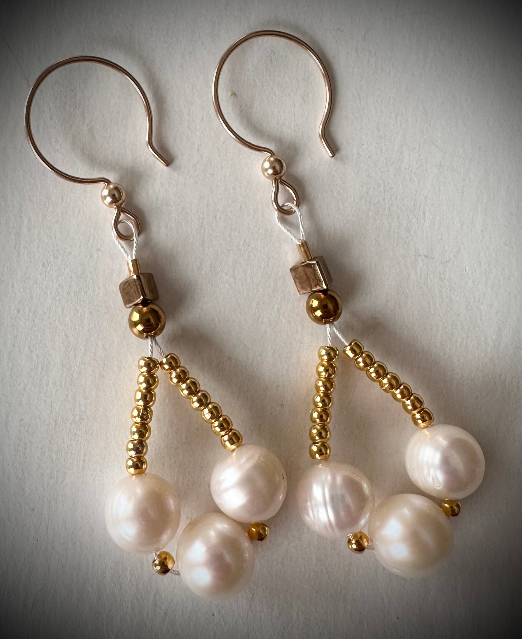 Freshwater Pearl on Gold